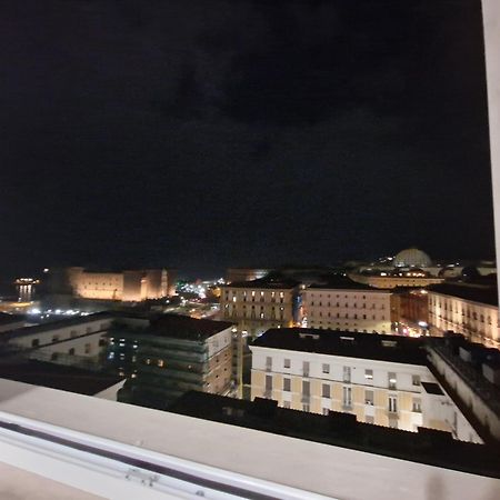 Neapolitan Skyscraper Suites Eksteriør billede